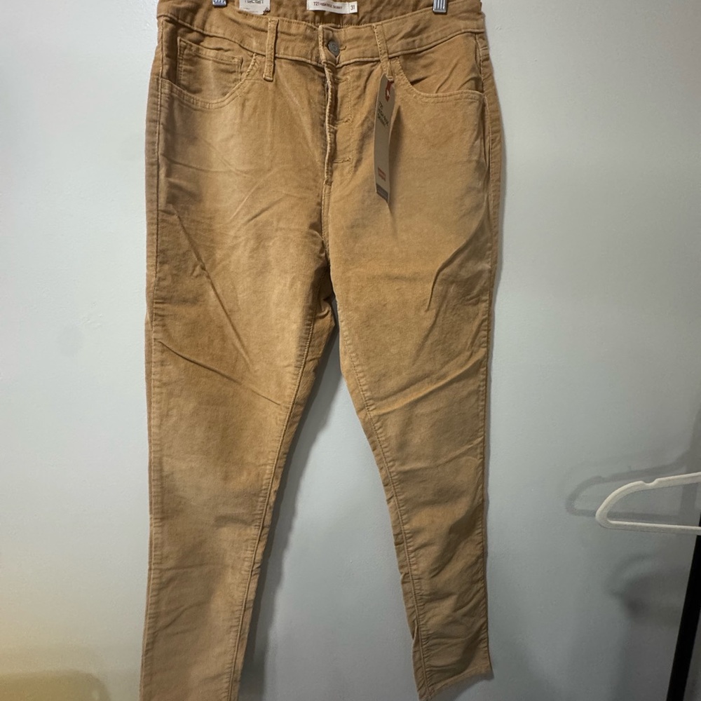 Levi's women’s Khaki Chinos